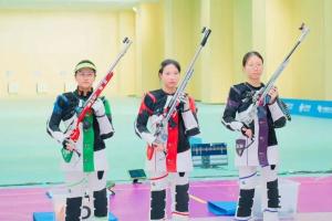 恭喜！北京选手李雅楠夺得十五运会射击项目女子50米步枪三姿铜牌